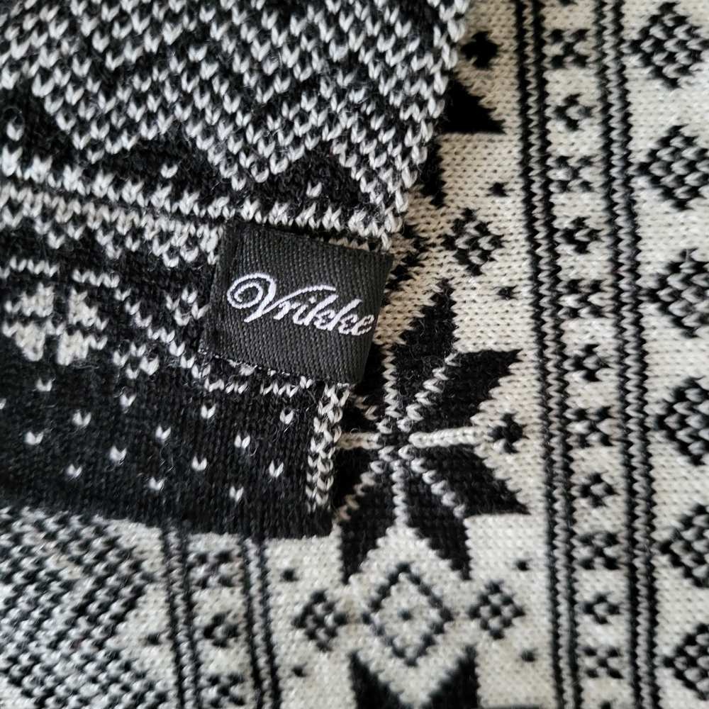 Vrikke Merino Wool Scarf